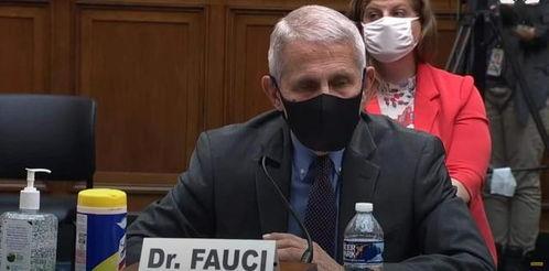 美国最新爆料福奇